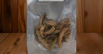 Sindhi Sun Dried Dahi Mirchi Masala Fryum